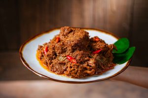 Megah Dan Menantang Kiat Jitu Memasak Rendang Agar Tak Pernah Gagal