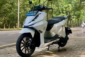 Panduan Komprehensif Rekomendasi Motor Listrik 20 Juta Untuk Anak Kuliah