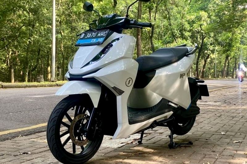 Rekomendasi Motor Listrik 20 Juta Untuk Anak Kuliah Panduan Lengkap Dan Hemat